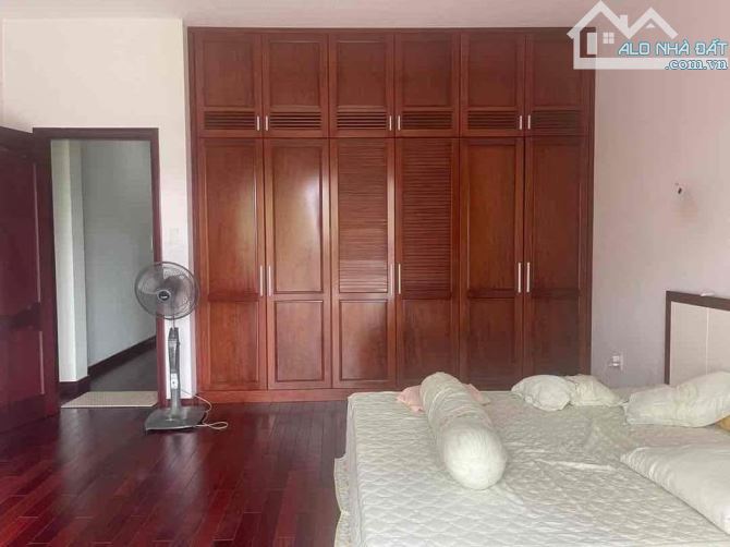 NHÀ 3 TẦNG 1 TUM ĐƯỜNG NGUYỄN VĂN THỦ - VIEW CÔNG VIÊN - GIÁ 9,X TỶ - 4