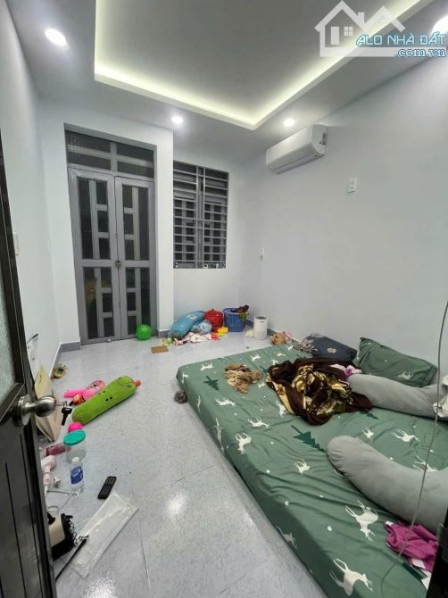Nhà mới rất đẹp 1 lầu đường ô tô liên xã thị trấn tân hiệp gần chợ hóc môn - 4