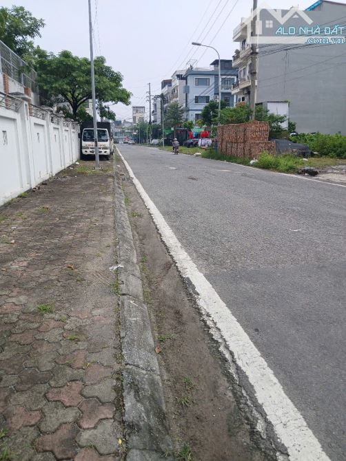 Đất dịch vụ Trôi, nhìn sang sân vận động  55m2, siêu vip, kinh doanh, vỉa hè gần 10m. - 4