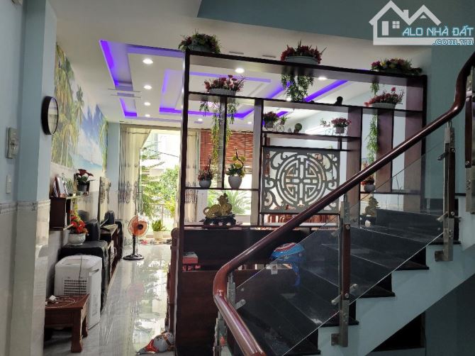 NHÀ 4 TẦNG KHU VIP BÀU CÁT – HẺM XE HƠI THÔNG – 85M² (4,2x20) – NHỈNH 11 TỶ - 4