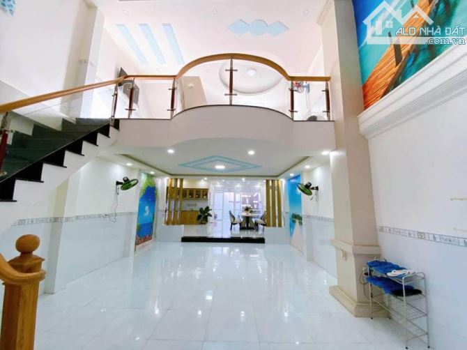 Bán nhà 2 lầu đường Võ Thị Sáu, gần Hòn Bà & Đồi Con Heo full nội thất chỉ 7.5 tỷ - 4