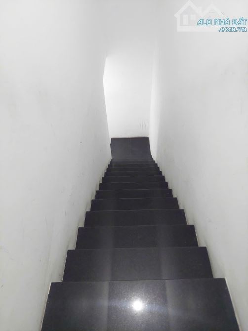 Cho thuê Shophouse Rose Sairmi Vị trí đắc địa – căn góc Diện tích: 10m x 11m - 4