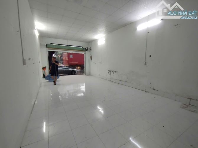 Cho thuê mặt bằng đường Huỳnh Văn Nghệ giá phù hợp - 4