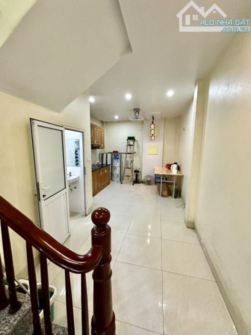 7.5 TRIỆU CHO THUÊ NHÀ NGUYÊN CĂN – THANH AM 🏡 Lô góc – ô tô đỗ cửa – cách mặt phố chỉ 20 - 4