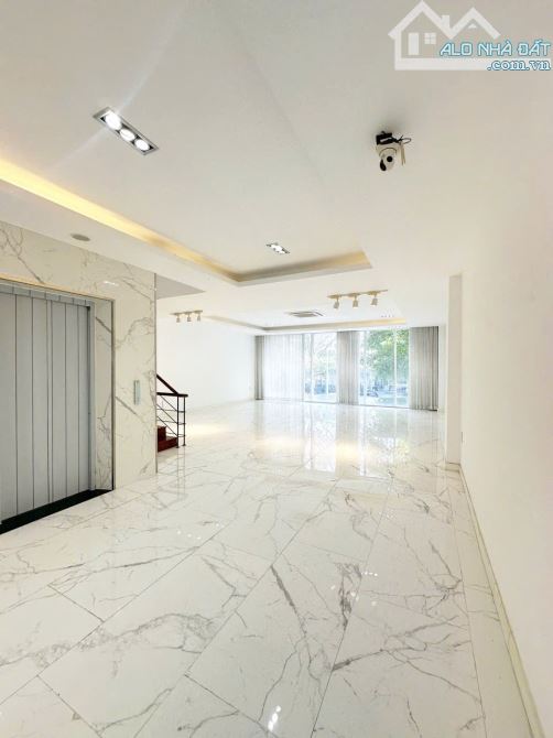 CHO THUÊ NGUYÊN CĂN NGUYỄN CƠ THẠCH – SALA  Diện tích : 7,1m x 24m - 4