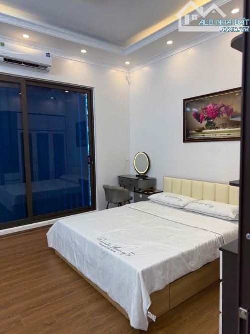 BÁN NHÀ ĐẸP PHỐ TÂY SƠN 32M², 5 TẦNG, MẶT TIỀN RỘNG, VỈA HÈ THOÁNG – GIÁ 8.25 TỶ - 4