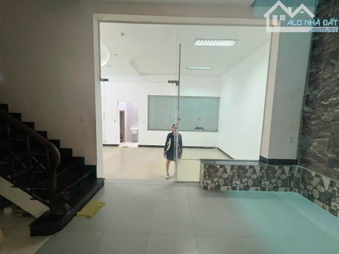 Nhà XVNT 10x20Trệt.3L.7P siêu rộng.Tốt khối VP.Spa.Pkhám - 4