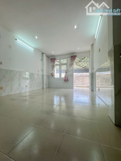 Cần bán nhà hẻm đường 2/4 ( Cách 10m)  - Phường Nha Trang - 4