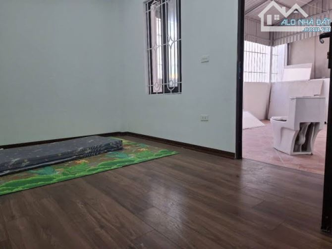 Bán nhà Vĩnh Hưng 40m² – 3 tầng – 5,2 tỷ – 3PN –Gần ô tô-Sổ riêng-Ko QH - 4