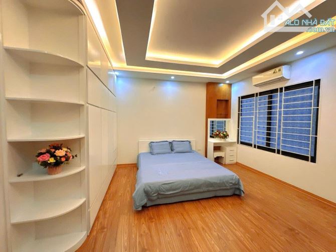 BÁN NHÀ ĐẸP DƯƠNG QUẢNG HÀM 40M² 6 TẦNG NGÕ Ô TÔ TRÁNH TRUNG TÂM CẦU GIẤY GIÁ 11 TỶ - 4