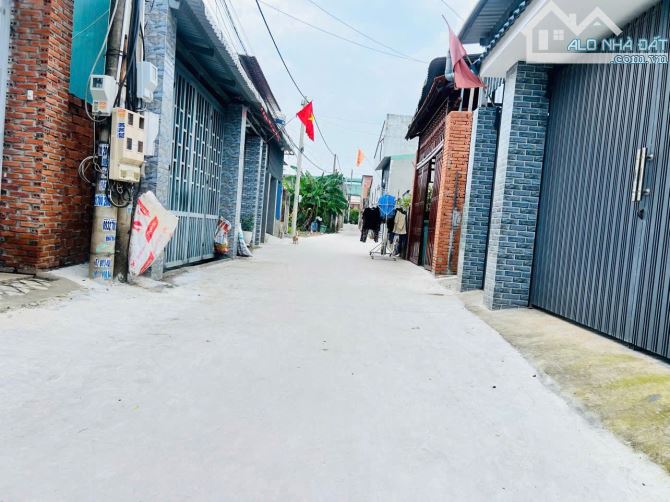 D253 Kèo siêu rẻ anh chị ơi Bán lô đất p An Hoà - Biên Hoà  Diện tích 800m2 ( 300m thổ cư - 4