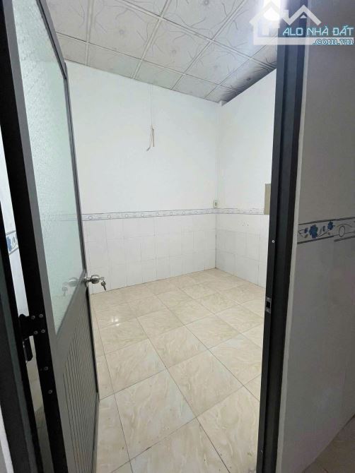 Bán nhà kiên cố 110m2 Tân Hiệp giá 910 triệu sổ hồng riêng - 4