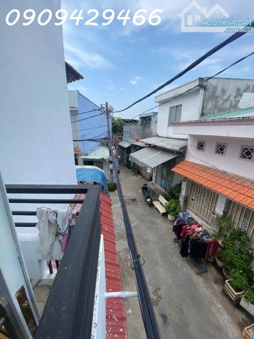 BÁN CĂN GÓC 2 MẶT TIỀN-QUẬN 7- HẺM Ô TÔ ĐỖ CỬA- KẾ HUỲNH TẤN PHÁT- 5,5 TỶ - 4