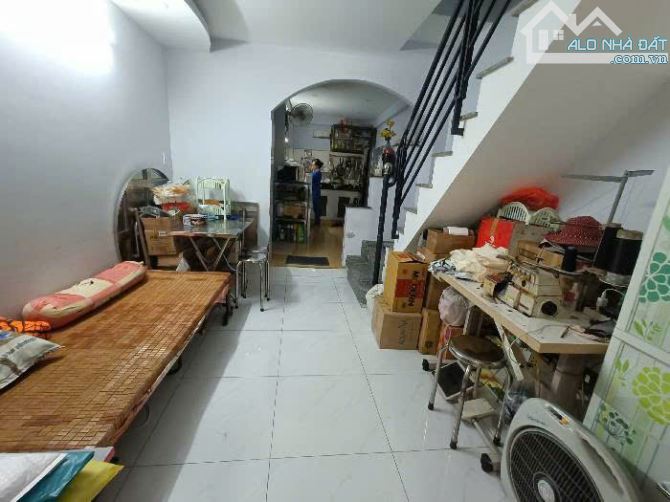 BÁN NHÀ ĐỒNG ĐEN - HẺM XE HƠI - TÂN BÌNH - 2 TẦNG - DT 96M2 - NGANG KHỦNG 7.3M - DÀI 17M - 4