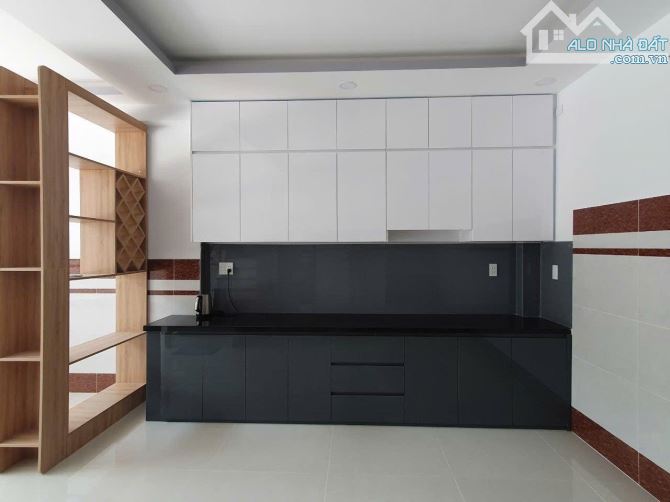 NHÀ ĐẸP 4 TẦNG 60M2  NHỈNH 6 TỶ– VÕ VĂN HÁT, Q9 – XE HƠI NGỦ TRONG NHÀ - 4