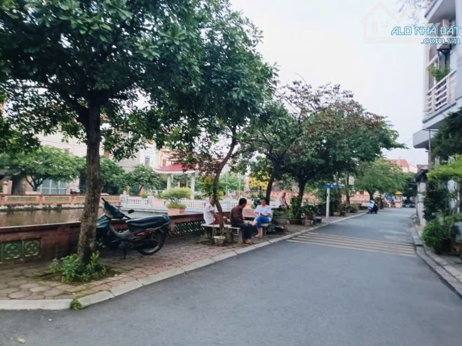 VIEW HỒ Cổ Bi, ô tô vào đất, Ở - ĐẦU TƯ NGON, 204m – nhỉnh 16 tỷ - 4
