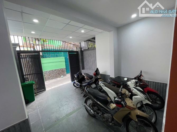 CHỦ BÁN GẤP GIẢM TIẾP 250Tr 09/09/2025QUYẾT BÁN TỔNG GIẢM 1 TỶ -giá 8ti 95  SIÊU CHDV FULL - 4