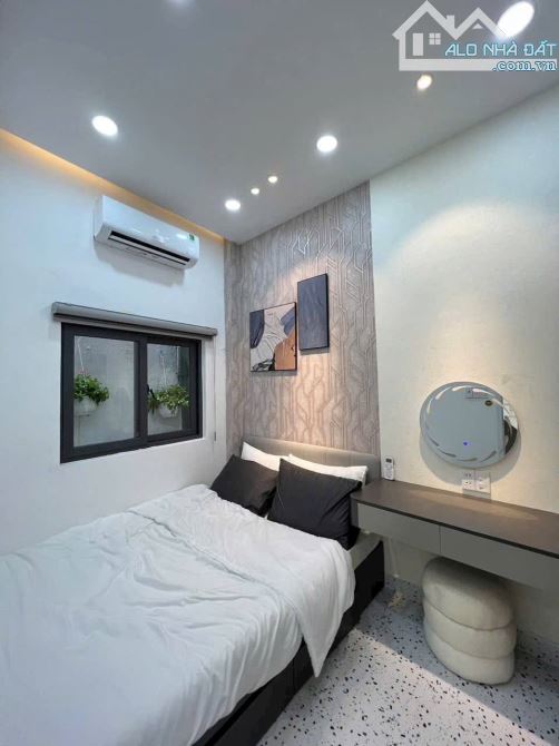 Nhà đẹp hẻm xe hơi đường Lê Hồng Phong 22.1m2 x 3m x 3 lầu chỉ 3.1 tỷ - 4