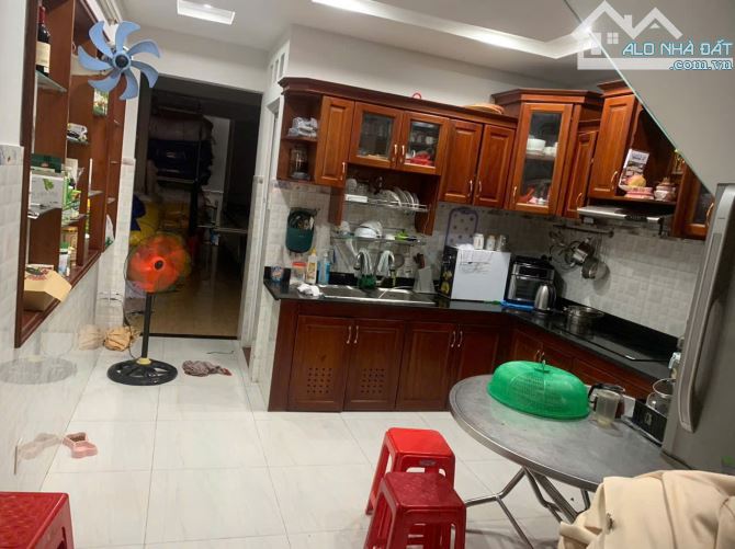 Hẻm 10m gần Chợ Tân Hương, 80m2, 3 tầng, 5PN, Chỉ 10.8 tỷ TL - 4