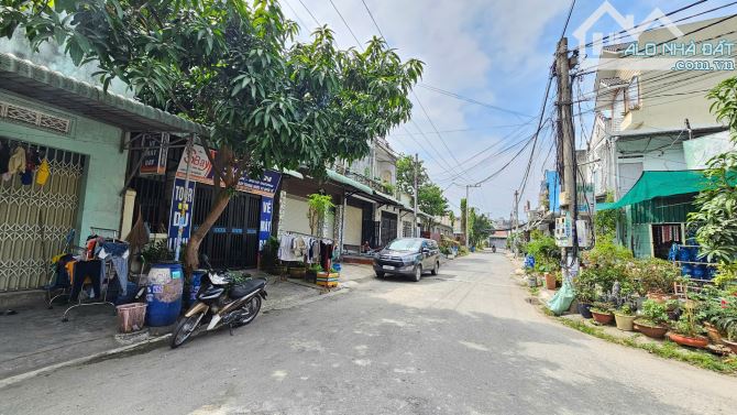 Bán nhà căn Góc 2 MT, KDC gần chợ Phú Phong, p.Bình Chuẩn, TP.Thuận An chỉ 7tyy5 TL M5711 - 4