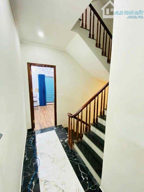 PHỐ ĐỊNH CÔNG THƯỢNG, DT 60 M2, NHÀ ĐẸP, THANG MÁY, 5 TẦNG, MT 4M GIÁ NHỈNH 11 TỶ. - 4