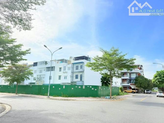 Lô sạch đẹp rẻ nhất KĐT Hà Quang 1 vị trí cạnh công viên mà giá chỉ 5 tỷ 680 - 9