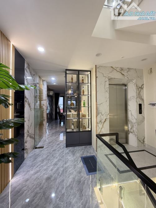BÁN NHÀ ĐẸP VIP GÒ VẤP - 7 TẦNG - CÓ THANG MÁY - NHỈNH 12 TỶ - 4