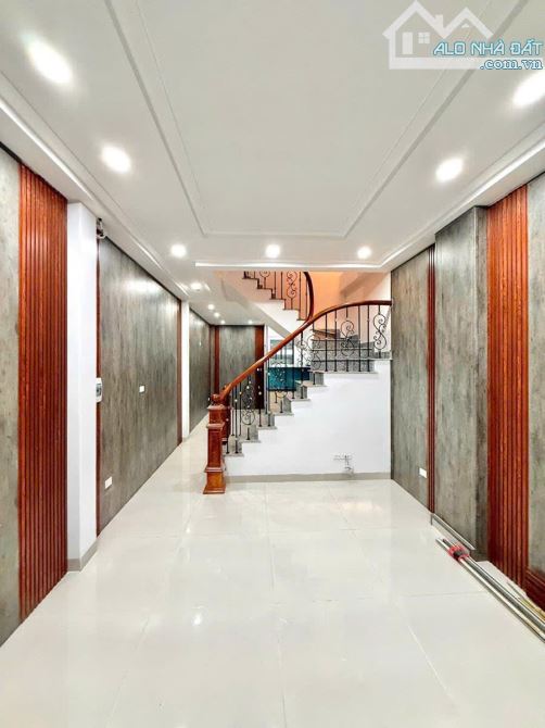 CHUNG CƯ MINI TRẦN CUNG NGHĨA ĐÔ 50m MT 3.6m 6 TẦNG 2 THOÁNG Ô TÔ ĐỖ CỔNG NGON BỔ RẺ 12TỶ - 4