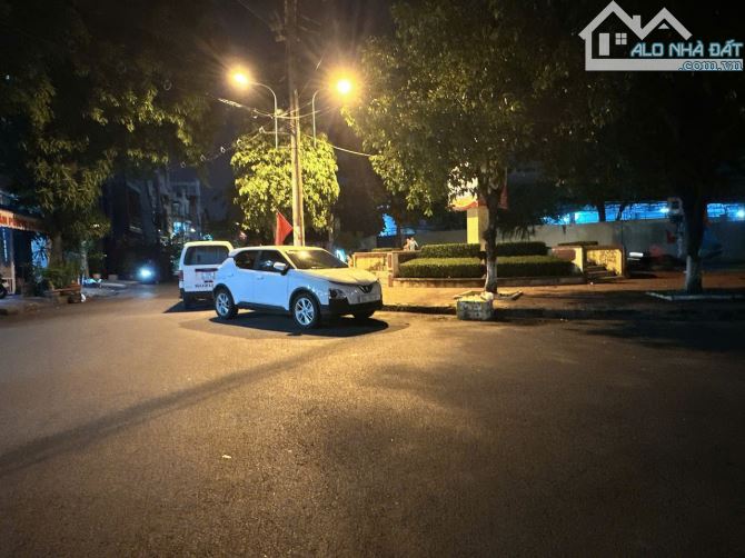 Bán nhà 4 lầu đẹp hẻm 10M Đ.số 9 69m2 ngang 5.1m ngay nhà Thiếu Nhi KD sầm uất 8.3 tỷ. - 4