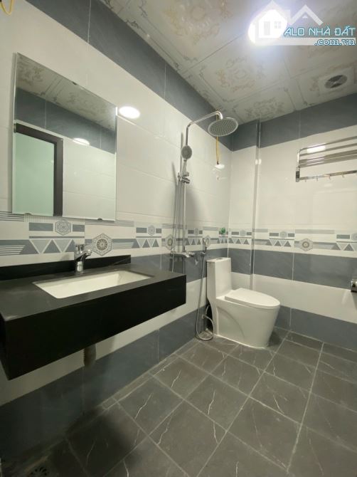 Bán nhà Quỳnh Đô Vĩnh Quỳnh Ngọc Hồi 45m- 5 tầng mới koong - ô tô ngủ trong nhà  Hơn 7 Tỷ - 4