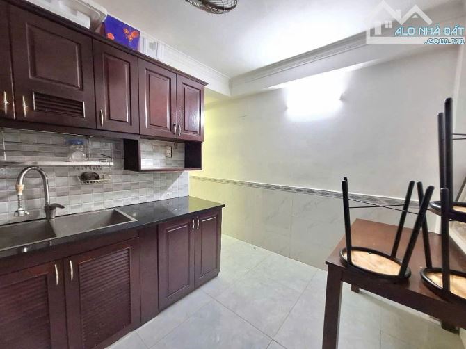 BÁN NHÀ HXH-3lầu, 4pn-- NGUYỄN VĂN KHỐI,P11,GÒ VẤP. GIÁ: 4,6 TỶ - 4