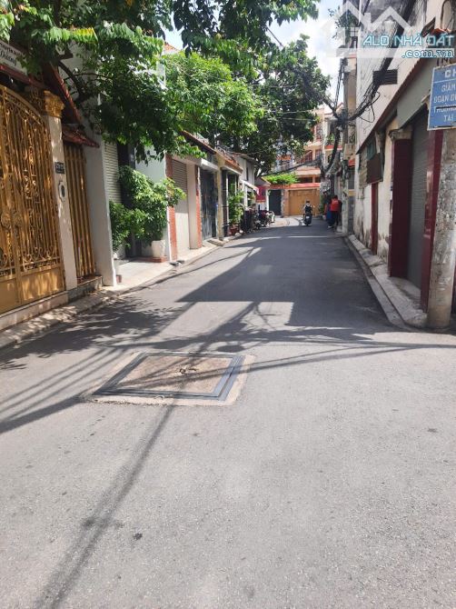 CHDV 7pn khu vip sân bay,Tân Bình, hxh tránh,64m2 ngang 6m, 5 tầng btct, dòng tiền ổn định - 5