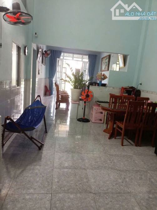 Ngộp bán căn nhà ở Tân hiệp 4 - Hóc Môn. DT 124m2, giá 800 triệu. SHR. - 5