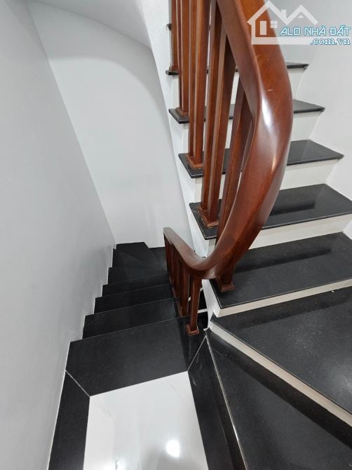 Hiếm! Bán Nhà Giáp Ngoại Giao Đoàn Xuân La-Tây Hồ-Lô Góc-1 Nhà Ra Phố-38M2-5 Tầng-7.65 Tỷ - 5