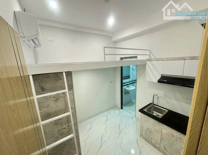 NHÀ ĐẸP TRUNG TÂM CẦU GIẤY 5 TẦNG THANG MÁY,  DÒNG TIỀN ỔN ĐỊNH , GIÁ11.5 TỶ - 5