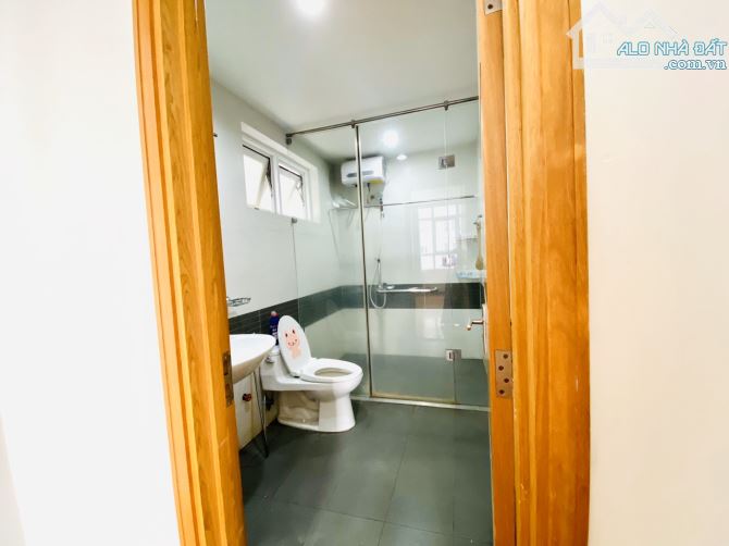 Cần cho thuê căn hộ Him Lam Chợ Lớn,  491 Hậu Giang Phường 11, Quận 6 diện tích - 5