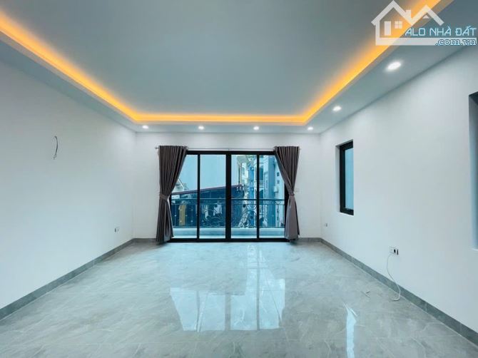 Bán nhà Kim Giang, 7 tầng thang máy, lô góc siêu thoáng, ô tô ngủ trong nhà. - 5