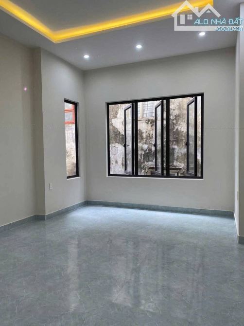 3,25 tỷ bán nhà đẹp 3.5 Tầng Trần Nguyên Hãn - Lê chân, Hải phòng. Ô tô đỗ sát nhà cách 5m - 5