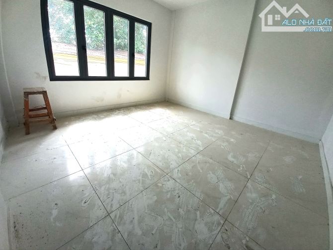 BÁN NHÀ ĐẤT LONG BÌNH TÂN, 1TRỆT 1LẦU, SỔ HỒNG THỔ CƯ, ĐƯỜNG OTO 7 CHỖ - 5