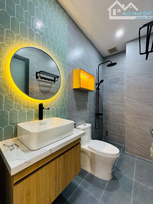 🏡 Cần bán Nhà 1T3L (gara 3 xe, 4PN, full nội thất) – Mặt tiền P.4 - 68m² – Giá 12.5 tỷ - 5