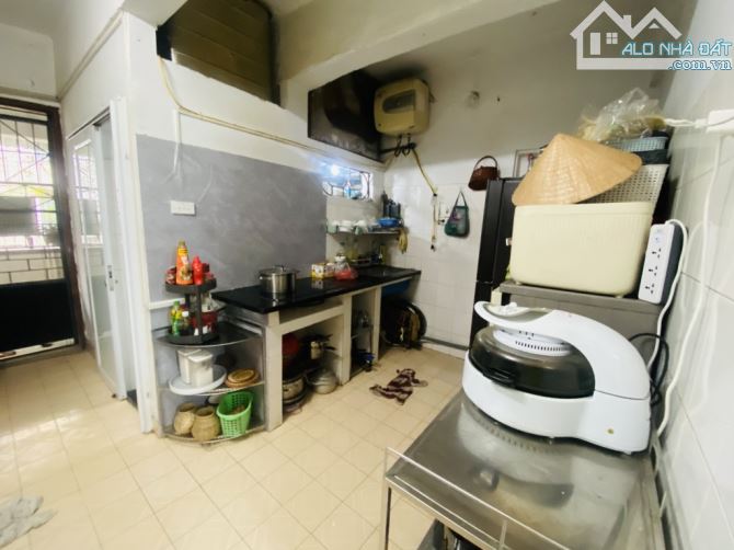 TẬP THỂ NGUYỄN TRÃI – 2 BAN CÔNG – Ở NGAY TRUNG TÂM – 3,75 TỶ - 5