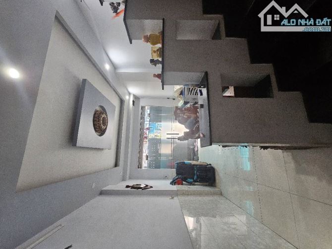Gấp BÁN NHÀ BÌNH TÂN gần Tân Phú, 3 tầng,2MT, DT 4x28m, chỉ nhỉnh 8 tỷ - 5