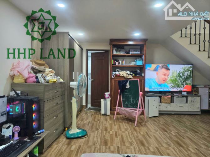 Cho thuê riêng 1 mặt bằng hoặc nguyên căn (mặt bằng + nhà phía sau) đường Huỳnh Văn Nghệ - 5
