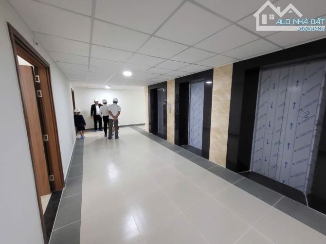 Bán gấp căn hộ chung cư Hoà Bình - IRIS TOWER, TP. Thuận An, Bình Dương - TP. HCM - 5