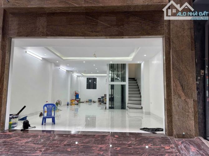 BÁN SIÊU PHẨM HOÀNG QUỐC VIỆT 60M 6 TẦNG THANG MÁY Ô TÔ TRÁNH 26,5 TỶ - 5