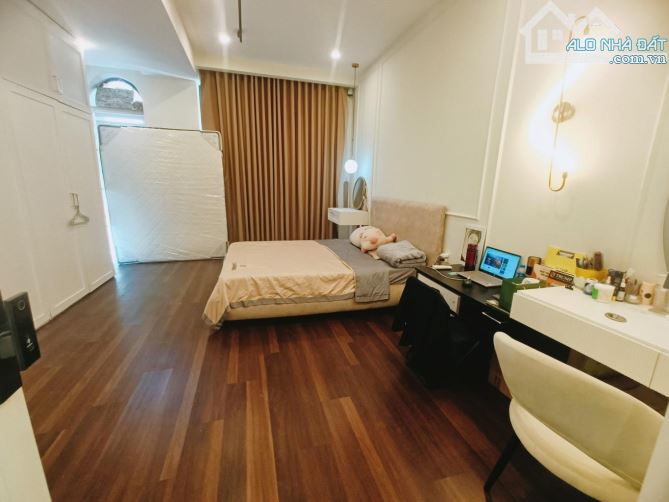 CHỈ HƠN 9TY-  NHÀ 4 LẦU-4.5 x 17M-MỚI ĐẸP, HẺM 6M NGAY ST EMART PHAN HUY ÍCH, GV- - 5