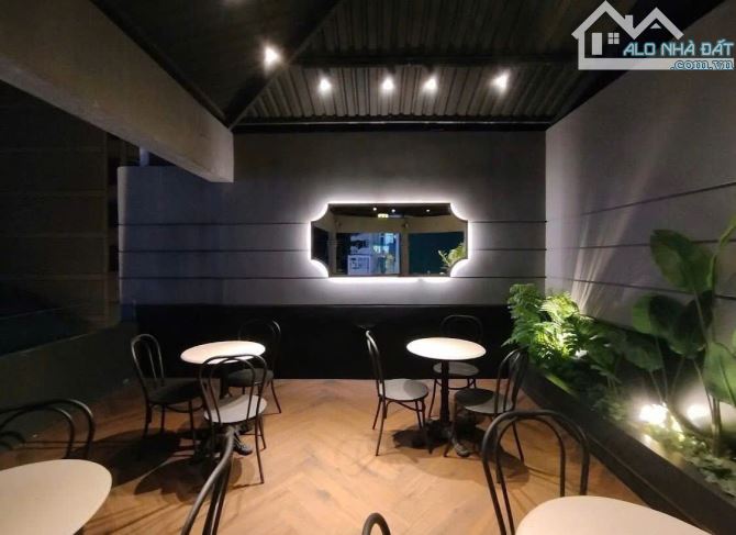 HDT 10k$ - 120 tỷ! Bán MT Đ. Nguyễn Hữu Cầu, Q.1 – 16x16m – 4 tầng - 5