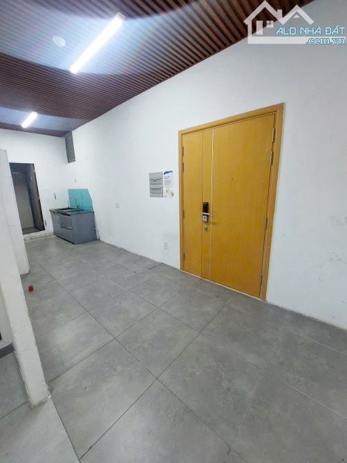Cho thuê Shophouse Rose Sairmi Vị trí đắc địa – căn góc Diện tích: 10m x 11m - 5