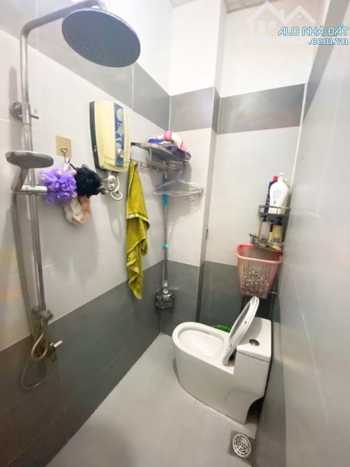 HXH 8m khu Bình Phú Quận 6, 65m2 5 tầng 7PN 8WC gần chợ, an sinh đỉnh, giá nhỉnh 8 tỷ TL - 5