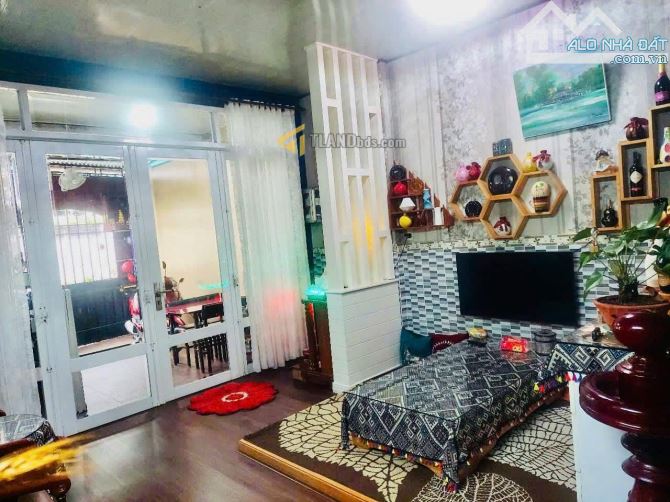 Nhà cấp 4 nhỏ xinh, mặt tiền đường gần sân vận động tỉnh - 5